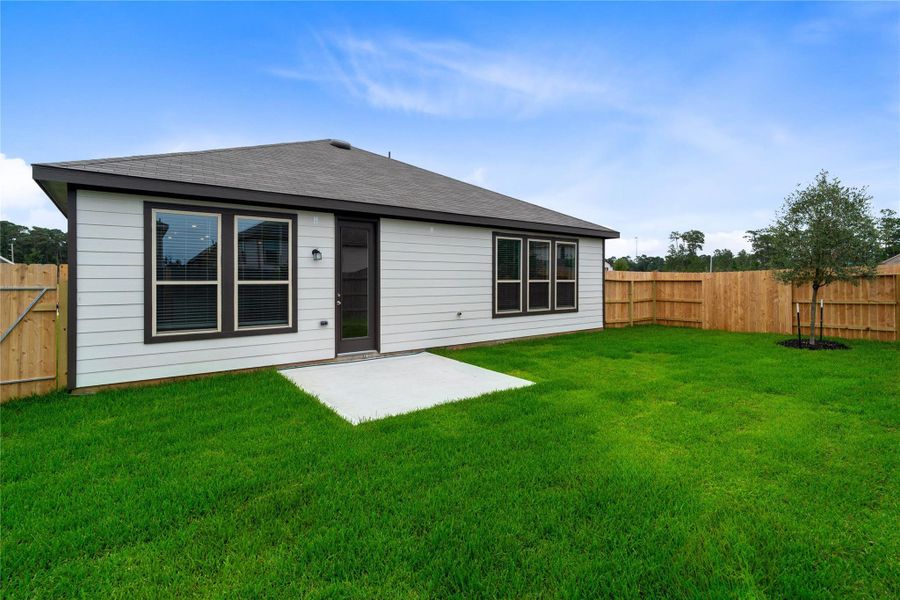 Come explore this expansive backyard featuring a spacious patio slab—perfect for outdoor living! There's ample space for kids to play and adults to unwind. Ideal for patio furniture, a BBQ pit, and so much more—the possibilities are endless! Come explore this expansive backyard featuring a spacious patio slab—perfect for outdoor living! There's ample space for kids to play and adults to unwind. Ideal for patio furniture, a BBQ pit, and so much more—the possibilities are endless!