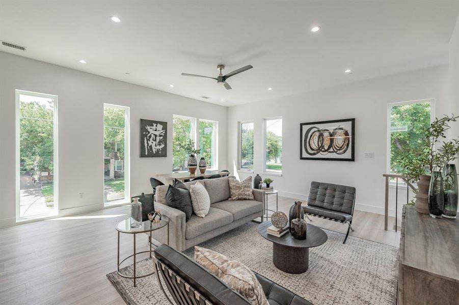 Furnished interior view inside a new home in , Dallas (Image 8).