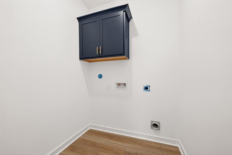 Spacious, unfurnished interior of a new home in Mostyn Springs, Magnolia (Image 22).