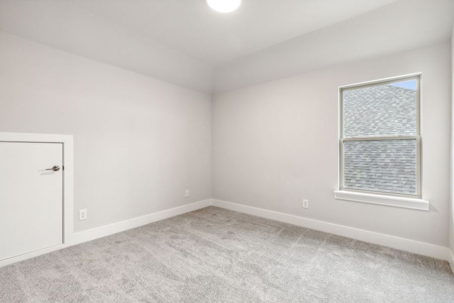 Spacious, unfurnished interior of a new home in Painted Tree Lakeside, McKinney (Image 12). Spacious, unfurnished interior of a new home in Painted Tree Lakeside, McKinney (Image 12).