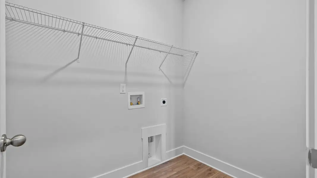 Furnished interior view inside a new home in Pinebrook, Woodruff (Image 27).