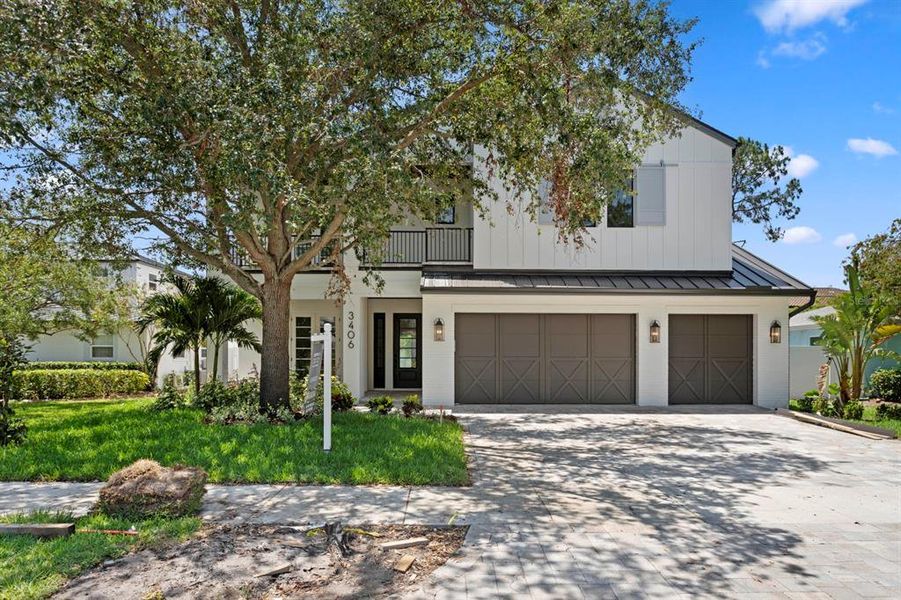 Front exterior of a new home in , Tampa, FL, highlighting curb appeal (Image 26). Front exterior of a new home in , Tampa, FL, highlighting curb appeal (Image 26).