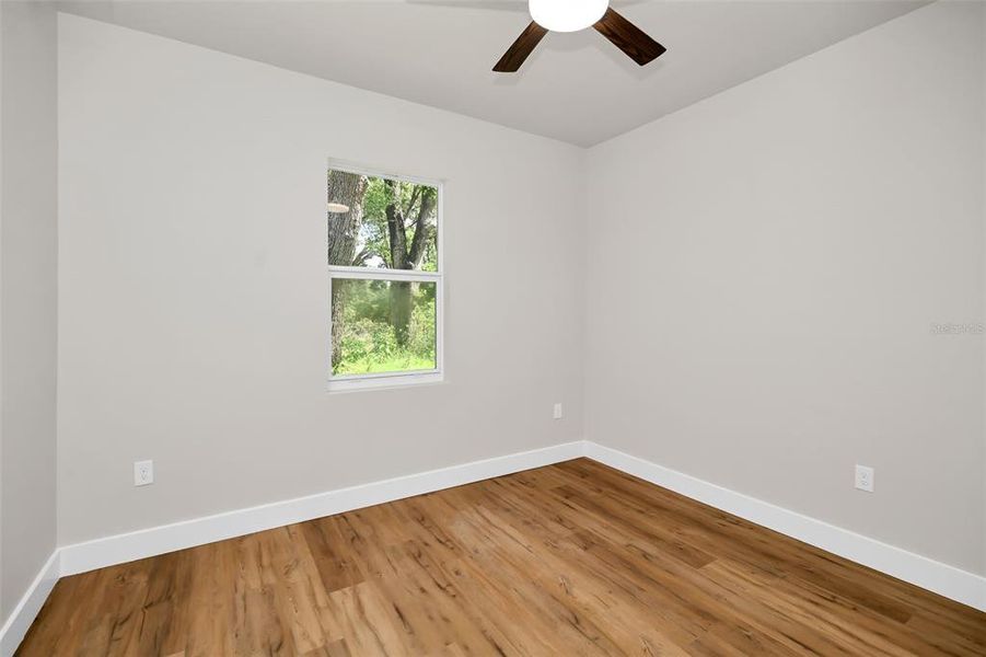 Spacious, unfurnished interior of a new home in , Dunnellon (Image 36).