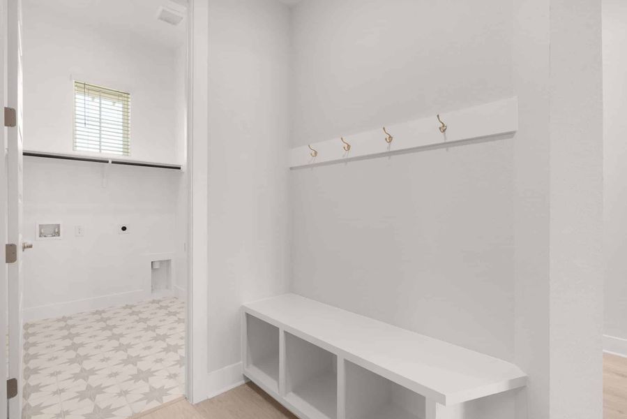 Image 21 of a home in Broken Oak. Image 21 of a home in Broken Oak.