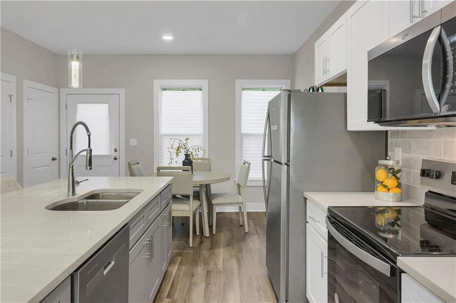 Furnished interior view inside a new home in , Atlanta (Image 12).