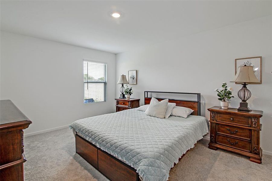 Furnished interior view inside a new home in , Fort Worth (Image 6).
