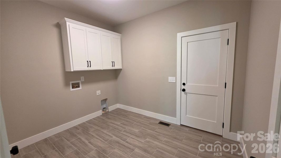 Laundry/Mud Room Garage Entrance