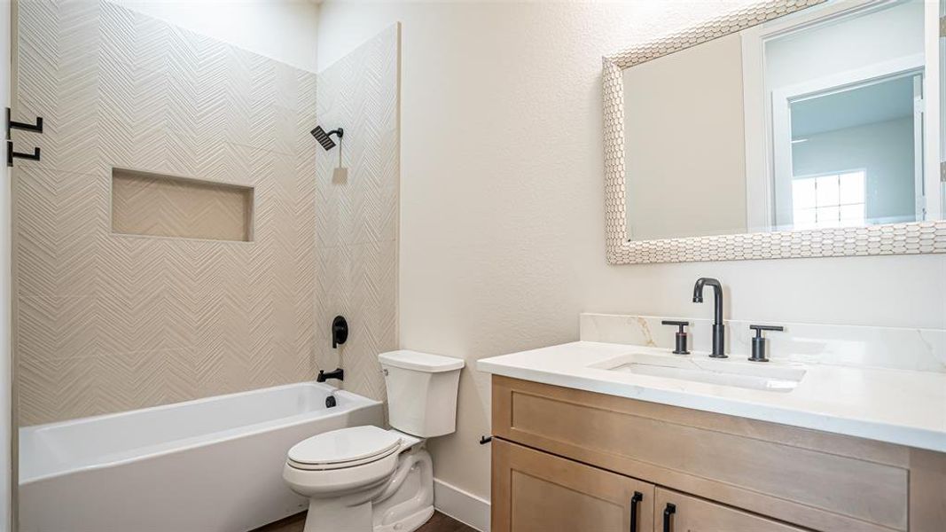 Furnished interior view inside a new home in , Granbury (Image 12).
