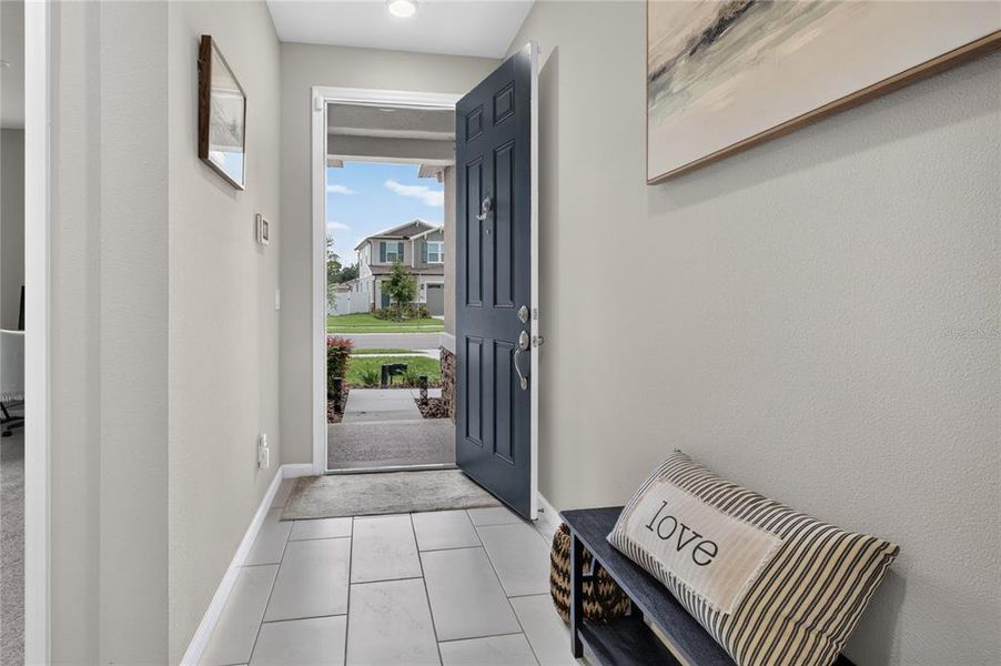 Furnished interior view inside a new home in , Tavares (Image 5).