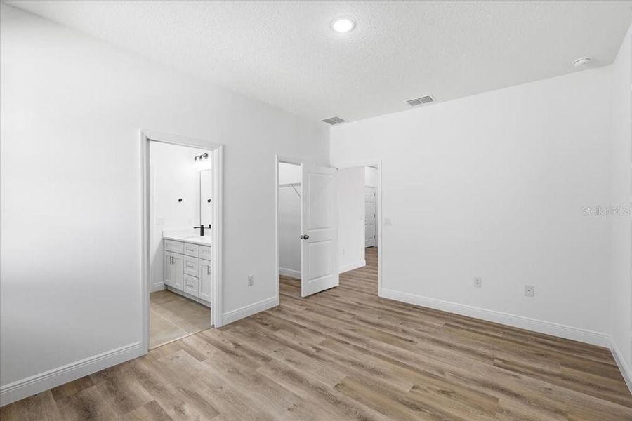 Spacious, unfurnished interior of a new home in , Haines City (Image 16). Spacious, unfurnished interior of a new home in , Haines City (Image 16).