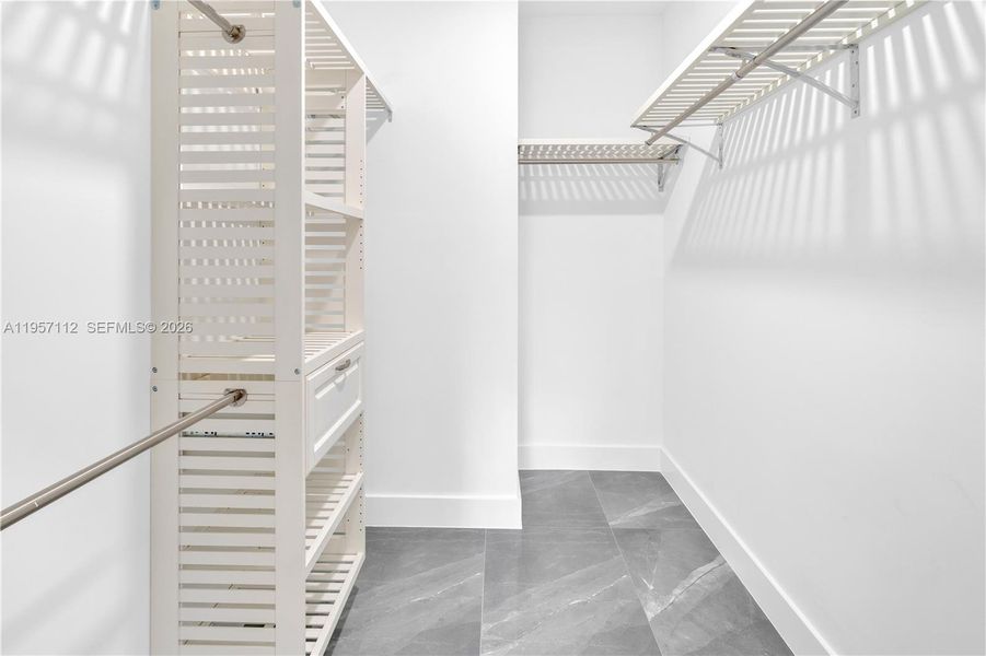 Spacious, unfurnished interior of a new home in , Lehigh Acres (Image 32).