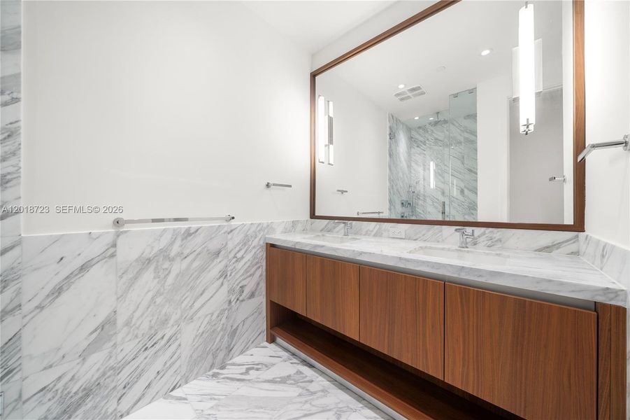 Furnished interior view inside a new home in , Miami (Image 9).