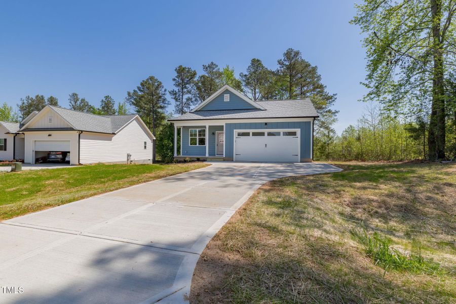 21-web-or-mls-127-Nutbush-21