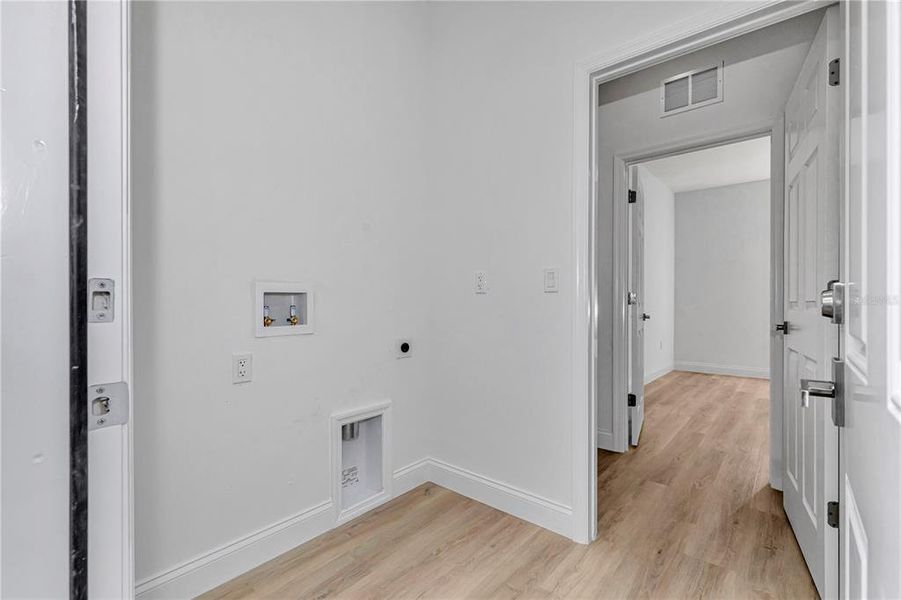 Spacious, unfurnished interior of a new home in , Citrus Springs (Image 30). Spacious, unfurnished interior of a new home in , Citrus Springs (Image 30).