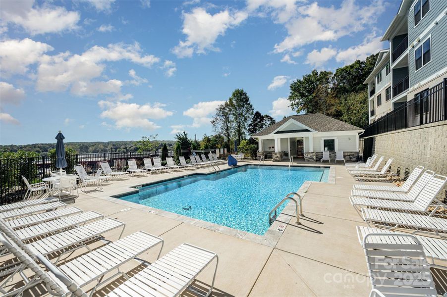 Community amenities in , Sherrills Ford (Image 23).