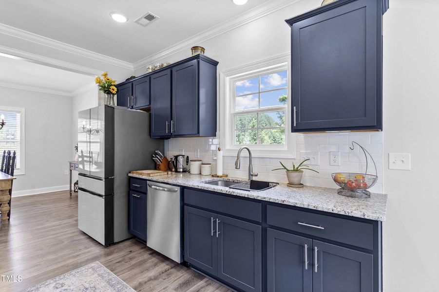 Plenty of Storage & Prep Space