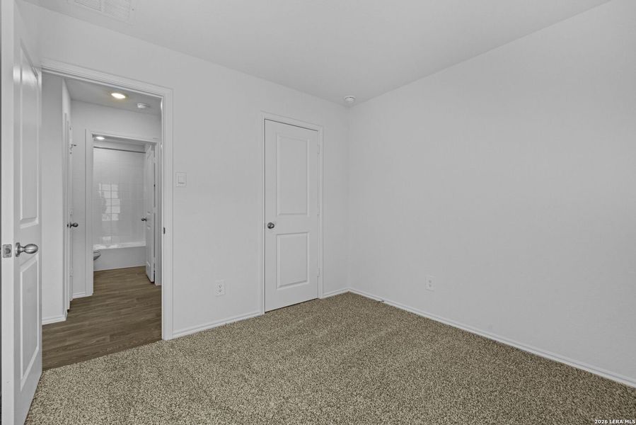Spacious, unfurnished interior of a new home in Arroyo Ranch, Seguin (Image 16). Spacious, unfurnished interior of a new home in Arroyo Ranch, Seguin (Image 16).