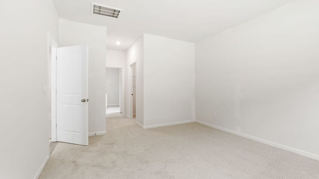 Spacious, unfurnished interior of a new home in Palmetto Valley, Anderson (Image 25). Spacious, unfurnished interior of a new home in Palmetto Valley, Anderson (Image 25).