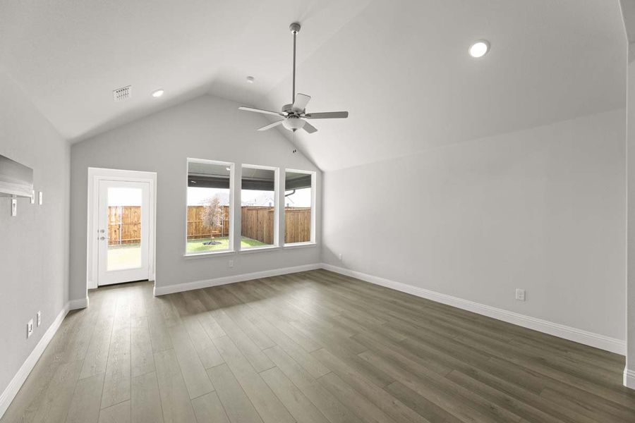 Representative unfurnished interior of a home built from the Addison II by Pacesetter Homes in Leonard Trails, Anna (Image 21).