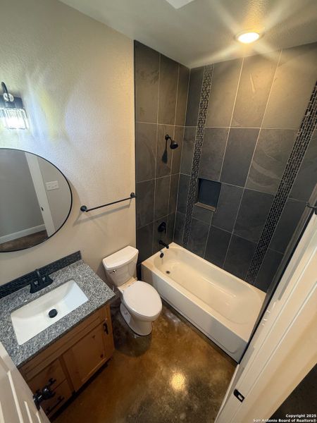 Furnished interior view inside a new home in , Beeville (Image 4).