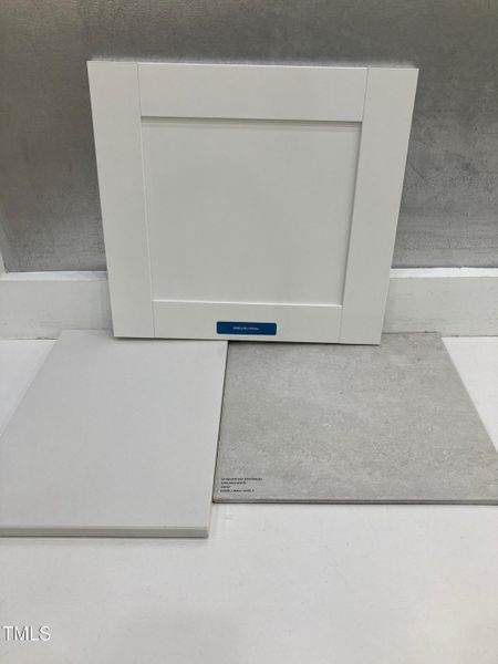 432 WR FM - HB2 Photo