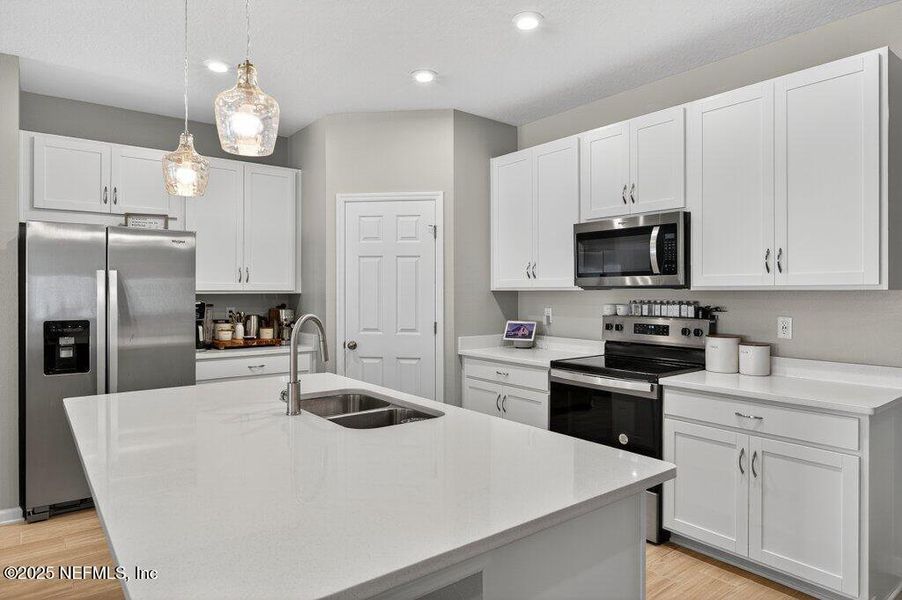 Furnished interior view inside a new home in Sandridge Hills, Green Cove Springs (Image 18).