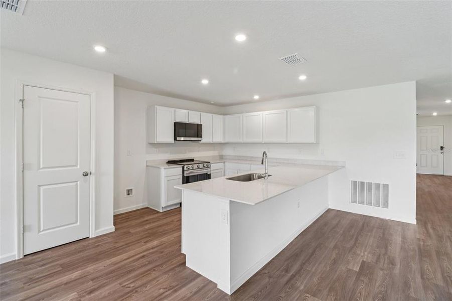 Furnished interior view inside a new home in Sumter Villas, Sumterville (Image 7).