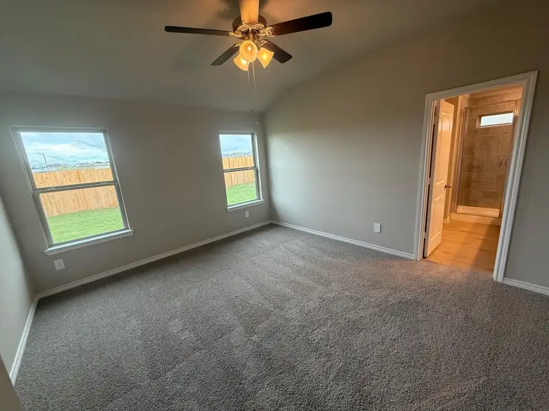 Spacious, unfurnished interior of a new home in Southern Pointe, College Station (Image 10). Spacious, unfurnished interior of a new home in Southern Pointe, College Station (Image 10).