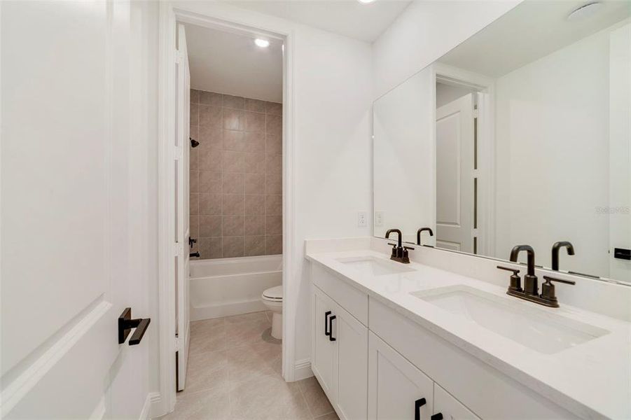 Furnished interior view inside a new home in Acuera Estates, Apopka (Image 10).