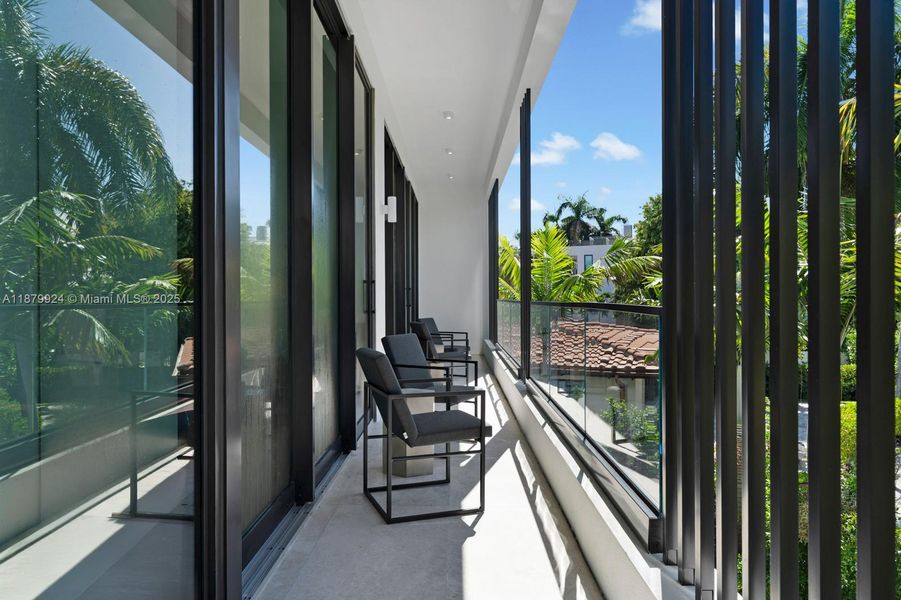 Furnished interior view inside a new home in , Miami Beach (Image 29).