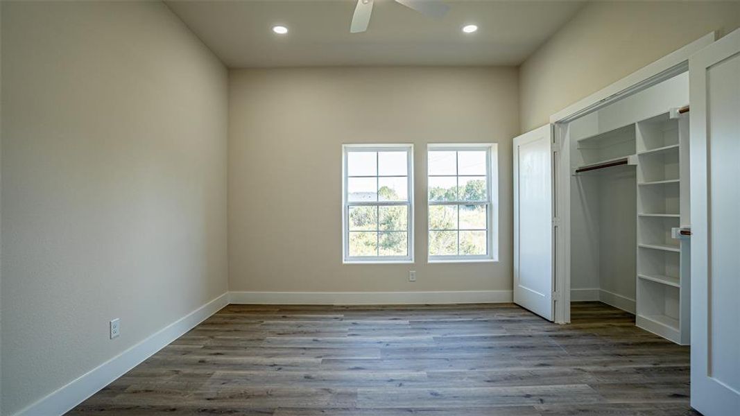 Spacious, unfurnished interior of a new home in , Granbury (Image 19). Spacious, unfurnished interior of a new home in , Granbury (Image 19).