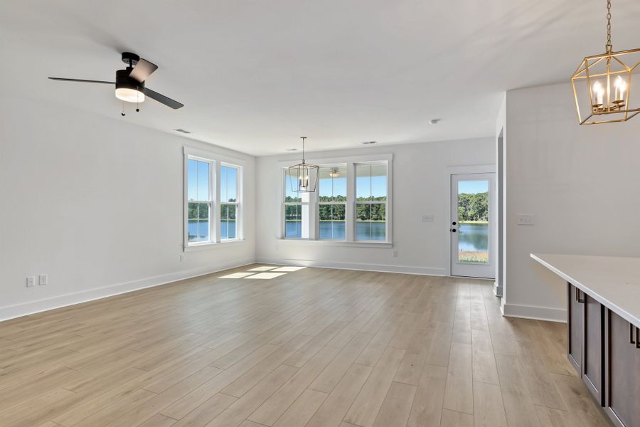 Spacious, unfurnished interior of a new home in Arcadia, Myrtle Beach (Image 35).