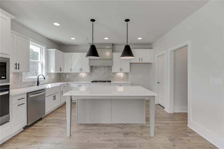 Furnished interior view inside a new home in , Buford (Image 11).