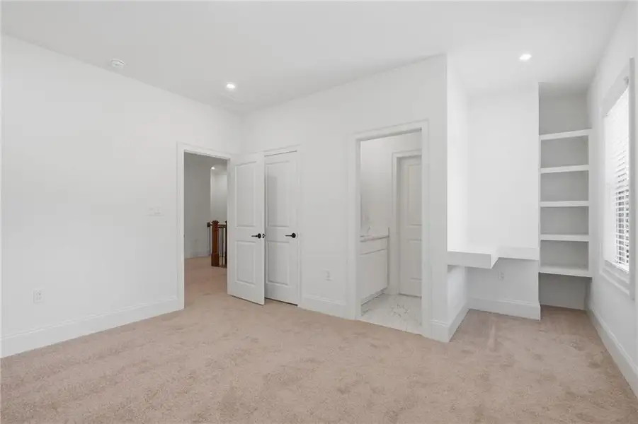 Spacious, unfurnished interior of a new home in , Buford (Image 44).