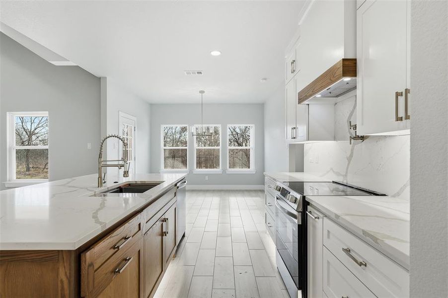 Furnished interior view inside a new home in , Corsicana (Image 6). Furnished interior view inside a new home in , Corsicana (Image 6).