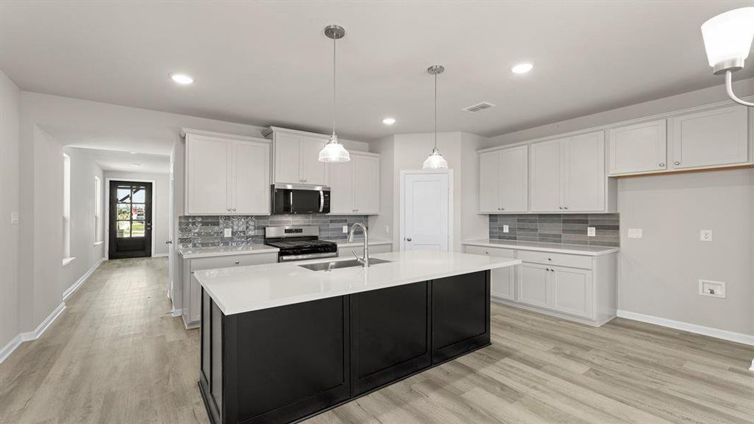 09. 1416 Martingale - Kitchen (2) 09. 1416 Martingale - Kitchen (2)