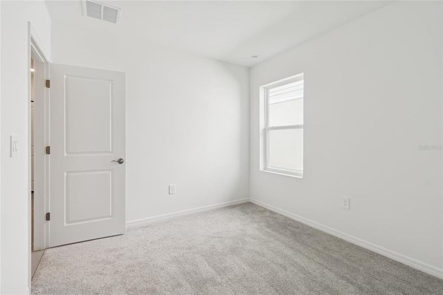 Spacious, unfurnished interior of a new home in Southpointe, Palmetto (Image 26).