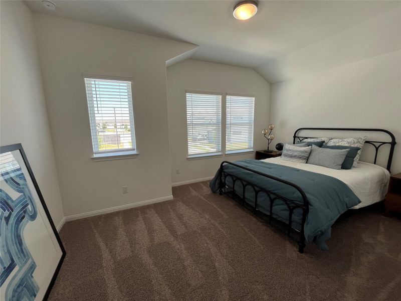Large upstairs bedroom