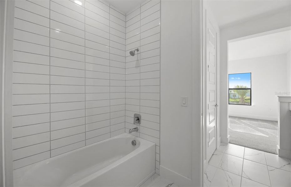 Furnished interior view inside a new home in , Bradenton (Image 9).