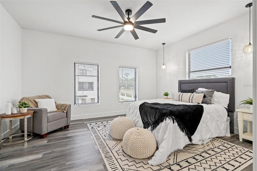 Furnished interior view inside a new home in , Pinellas Park (Image 7). Furnished interior view inside a new home in , Pinellas Park (Image 7).