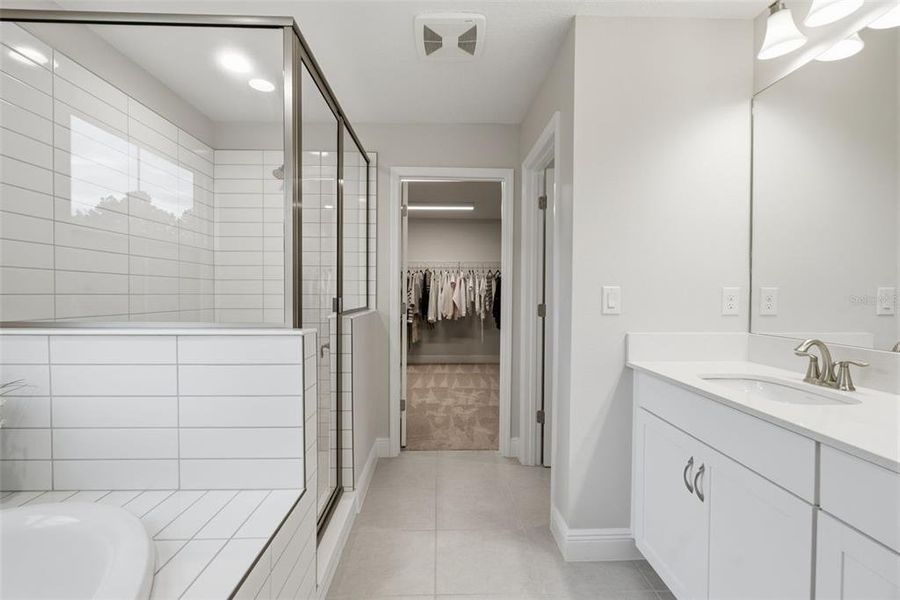 Furnished interior view inside a new home in Hawkstone, Lithia (Image 5).