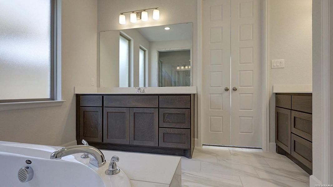 Furnished interior view inside a new home in Arcadia Ridge, San Antonio (Image 9).