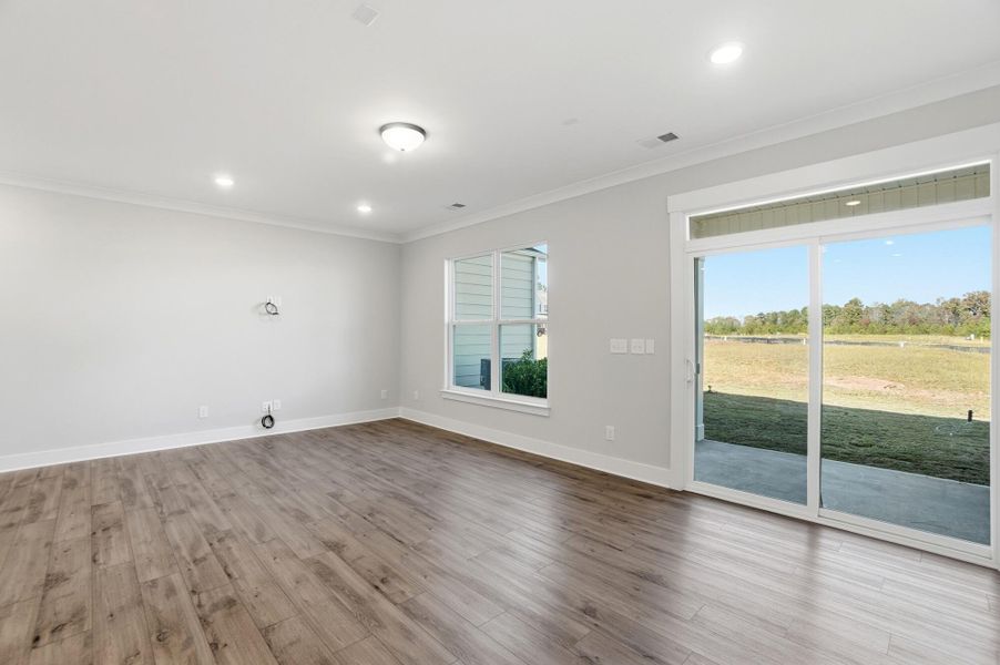 Spacious, unfurnished interior of a new home in Blythe Mill Townhomes, Waxhaw (Image 39).