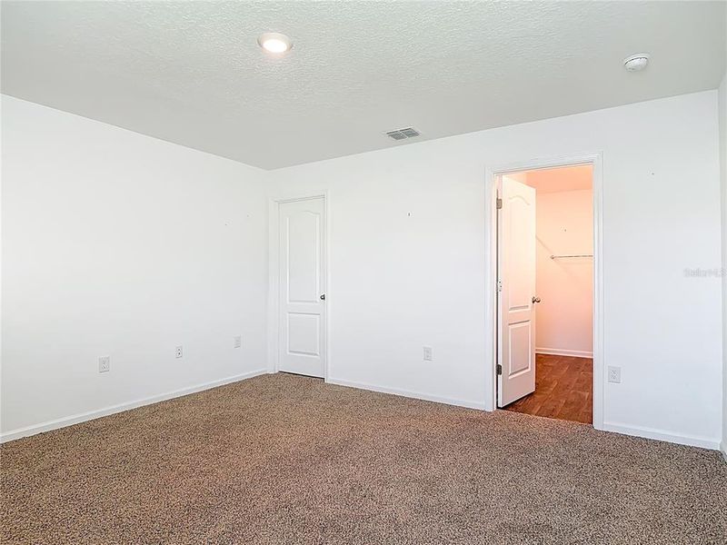 Spacious, unfurnished interior of a new home in , Bunnell (Image 32).