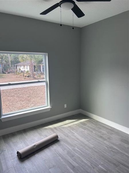 Spacious, unfurnished interior of a new home in , New Smyrna Beach (Image 8).