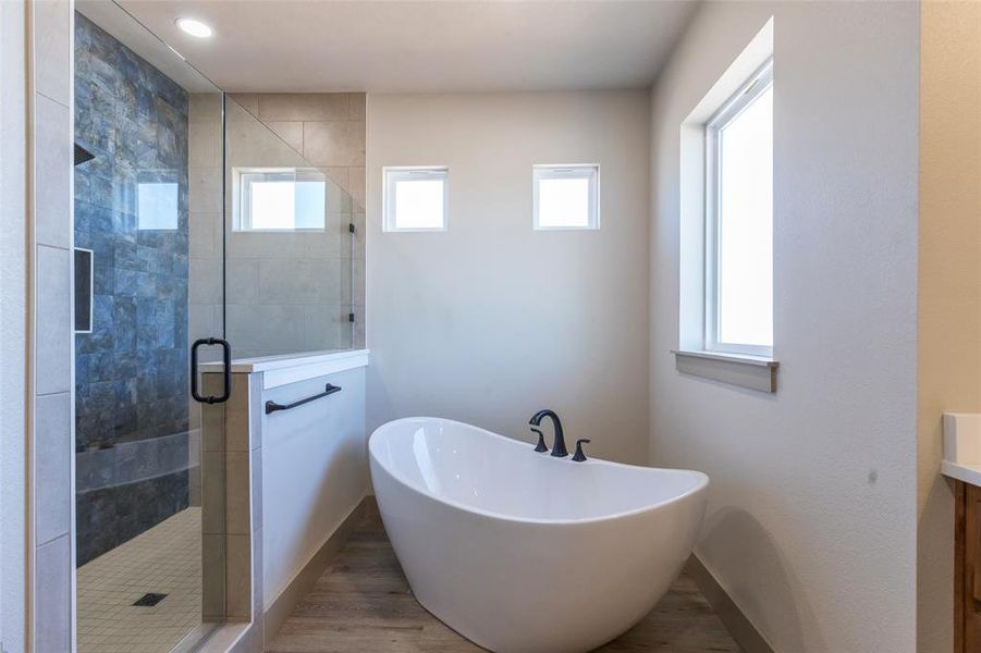 Furnished interior view inside a new home in , Abilene (Image 16).