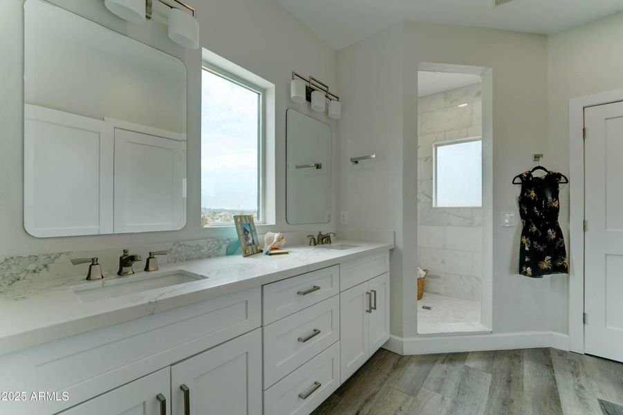 4294 N Wolverine Pass Rd-22