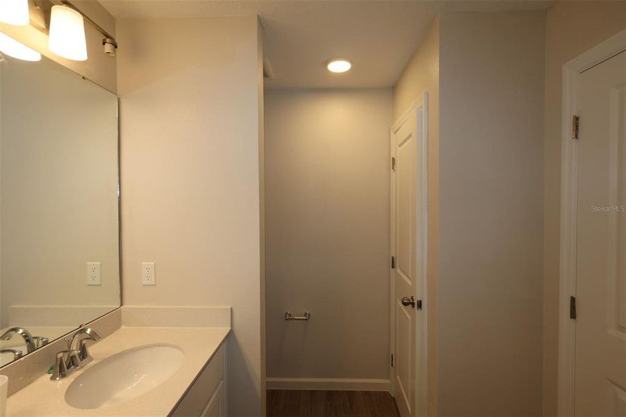 Furnished interior view inside a new home in Reeves Place, Orlando (Image 9).