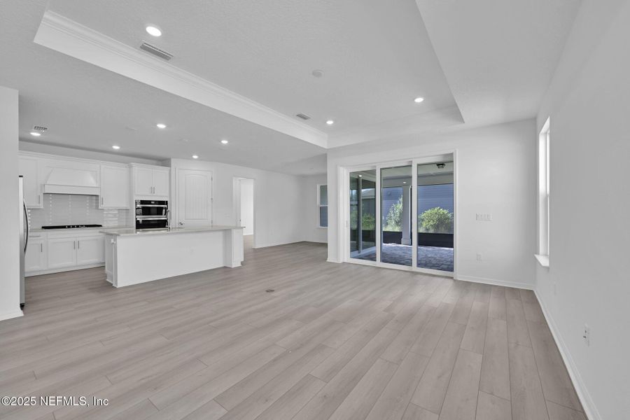 Spacious, unfurnished interior of a new home in Del Webb Nocatee, Ponte Vedra (Image 23).