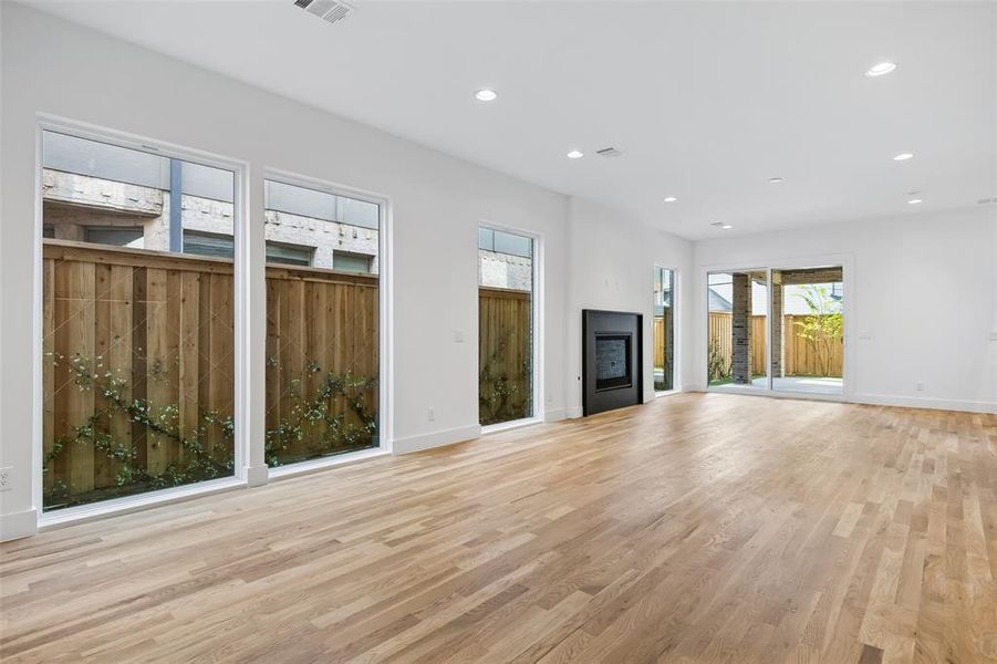 Spacious, unfurnished interior of a new home in , Dallas (Image 36). Spacious, unfurnished interior of a new home in , Dallas (Image 36).